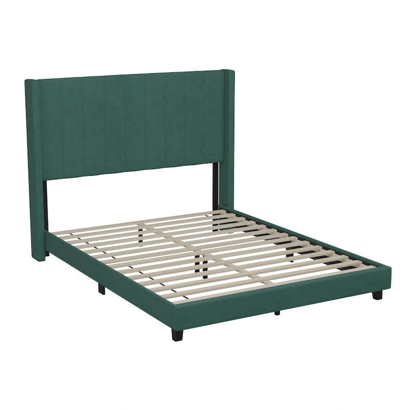 Gepolstertes Plattformbett mit Wingback-Kopfteil