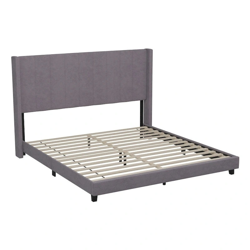 Gepolstertes Plattformbett mit Wingback-Kopfteil