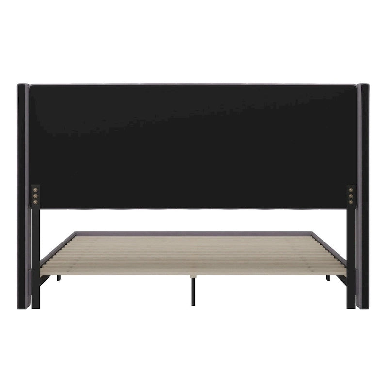 Gepolstertes Plattformbett mit Wingback-Kopfteil